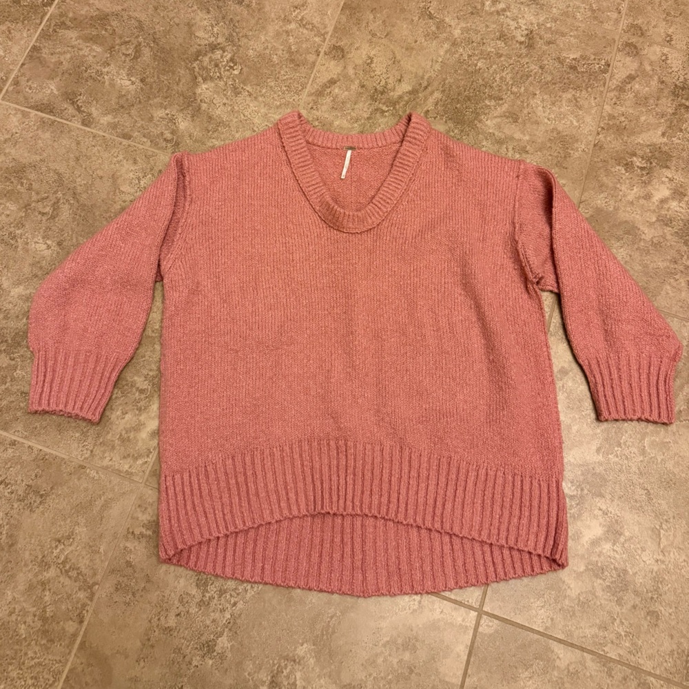 Free People | Brookside V-Neck Sweater in Soft Pink
